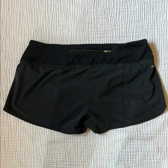 Nike Low-Rise Black Running Shorts Lightweight Moisture-Wicking with Liner - Picture 3 of 3